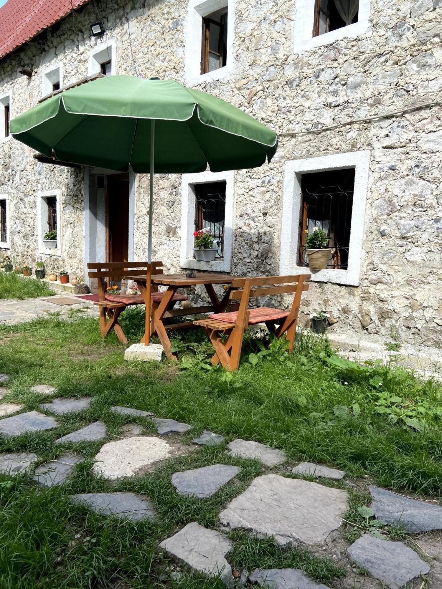 Guesthouse Kujtimi Theth Dış mekan fotoğraf